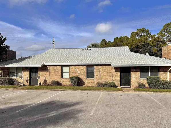 668 72nd Ave #D, Pensacola, FL 32506