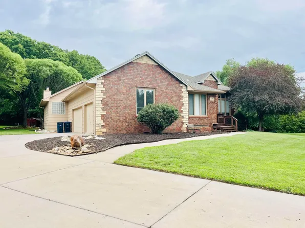 1730 Lakeland Ct, El Dorado, KS 67042
