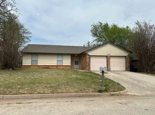 10213 Caton Pl, Midwest City, OK 73130