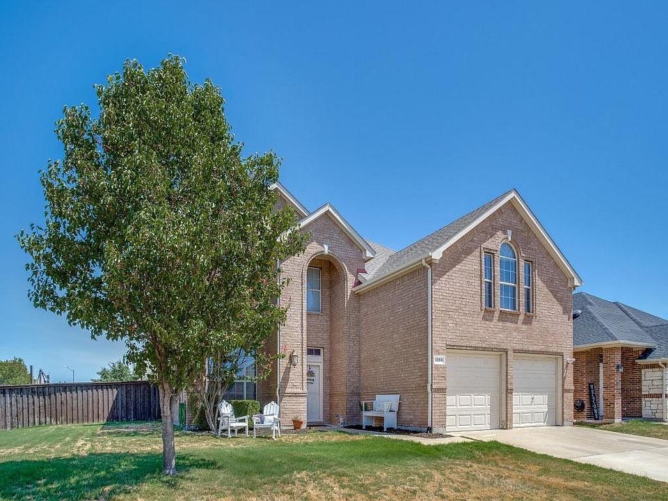 1st image of 1356 Clearwater Dr