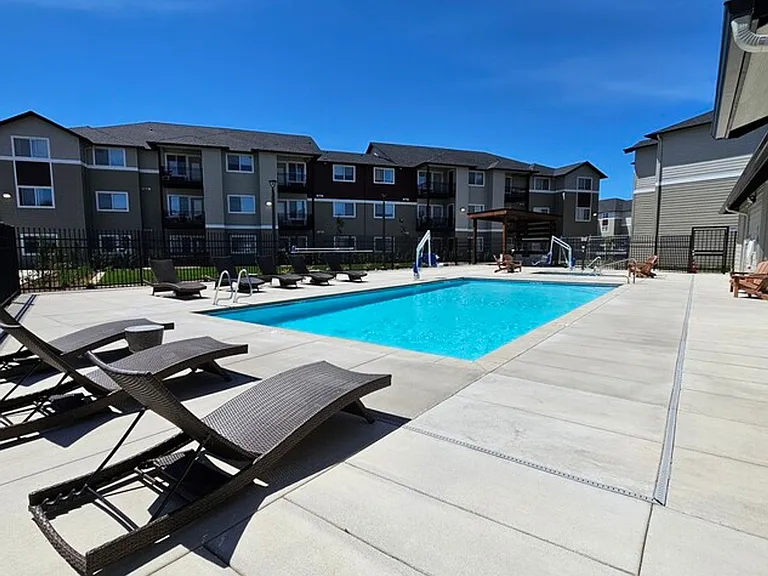 Woodburn Villas — Photo 8