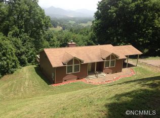 203 Calhoun Ridge Dr, Waynesville, NC 28786