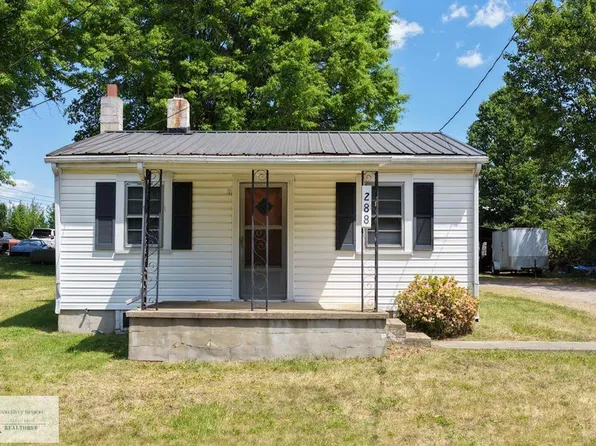 288 Samuel Harris Ln, Chatham, VA 24531