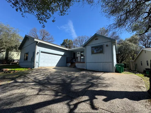 18031 N Foxtail Dr, Penn Valley, CA 95946