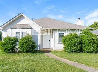 128 Cedar Bend Dr, Helena, AL 35080