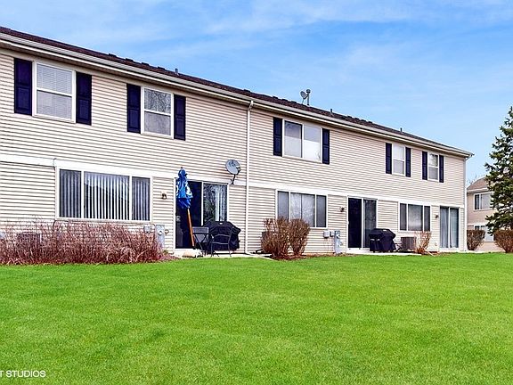 4th image of 4340 Waters Edge Dr #4340