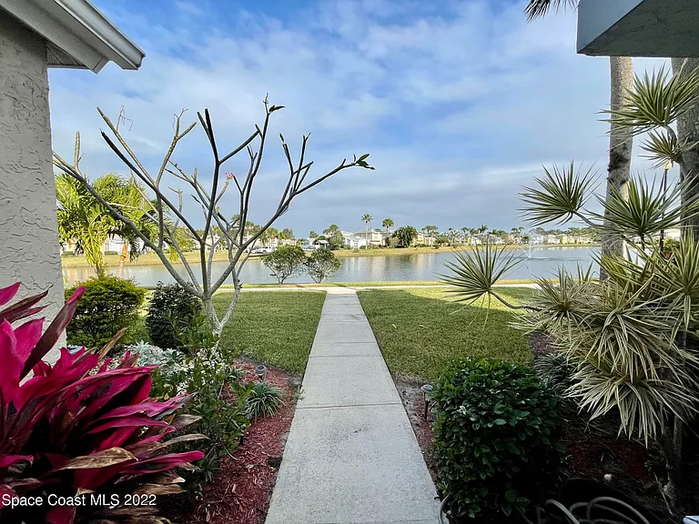 1425 Malibu Cir NE #111 — Photo 47