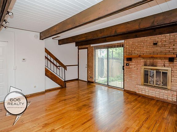 3rd image of 1201 W Belden Ave APT 2