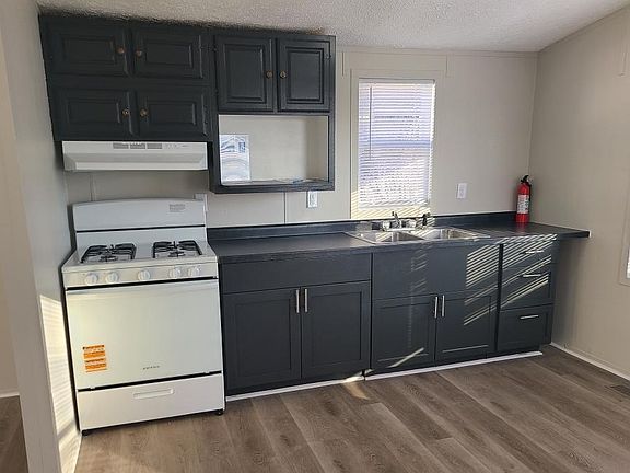 3rd image of 2700 N Washington St #53M
