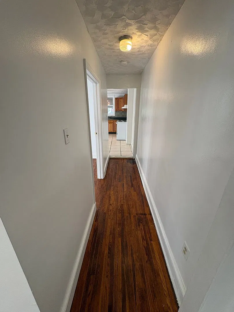 362 Fisher St — Photo 4