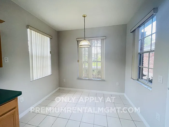 3 bed, 2.0 bath, 1538 sqft, $2,195 — Photo 3