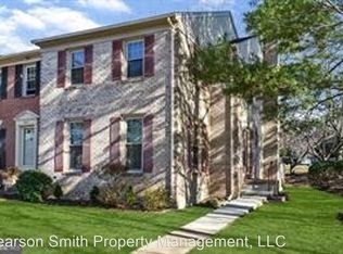 2823 Shawn Leigh Dr, Vienna, VA 22181