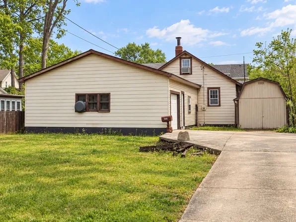605 Lafayette Ave, Niles, OH 44446