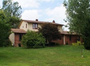 12290 E Shiloh Dr, Chesterland, OH 44026