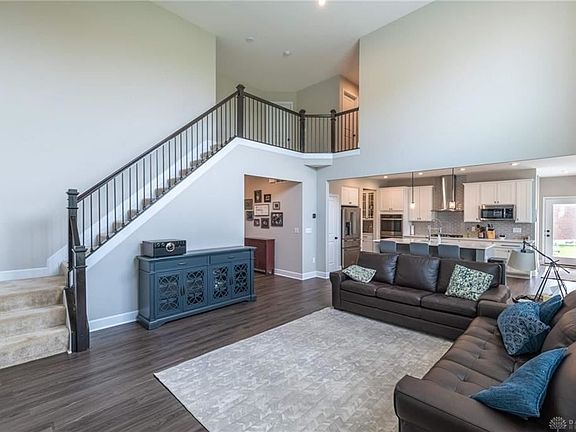 5th image of 5911 Golden Bell Way