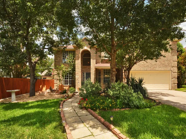 1803 Springwater Dr, Round Rock, TX 78681