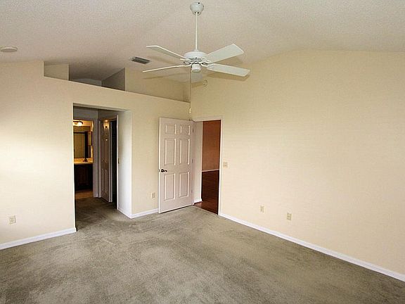 4th image of 2112 Barbosa Ct