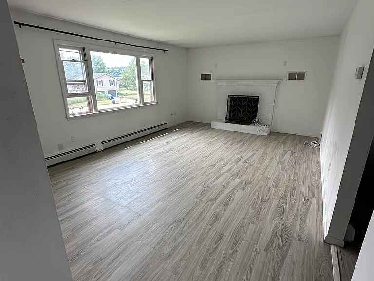 367 Belwood Ave #2 — Photo 7