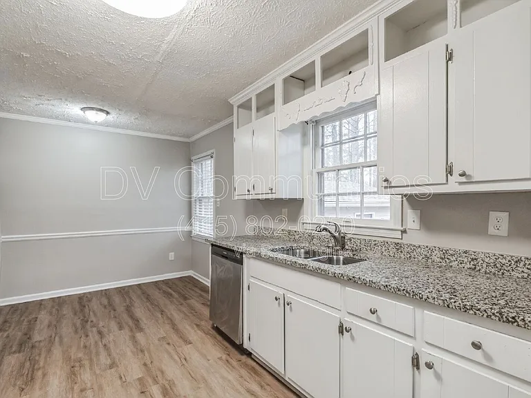 1605 Sugar Plum Dr SW — Photo 12