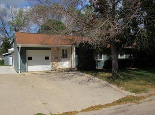 830 Timberline Rd, Monticello, IA 52310