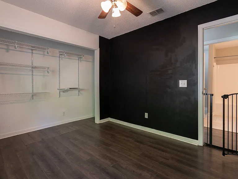 42 Jessica Ct — Photo 10