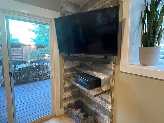 5th image of 145 Aspen Ln