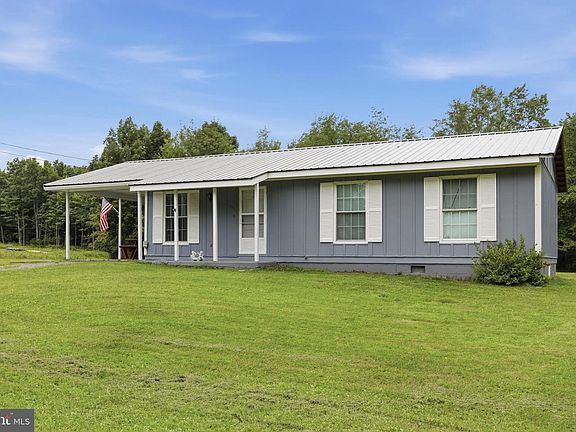 2nd image of 114 Cherry Ridge Rd