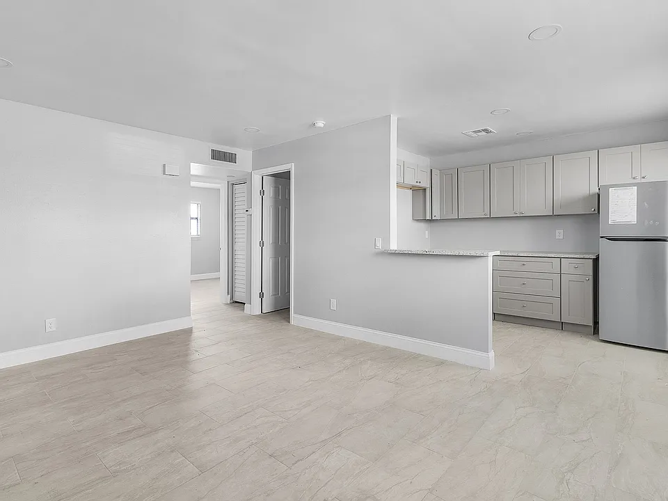 Midtown Villa