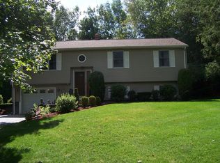 94 Lower Gore Rd, Webster, MA 01570