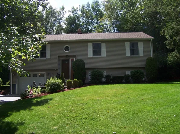 94 Lower Gore Rd, Webster, MA 01570