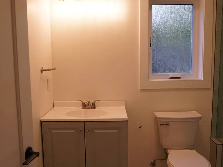 Upstairs bathroom (mirror to be added)