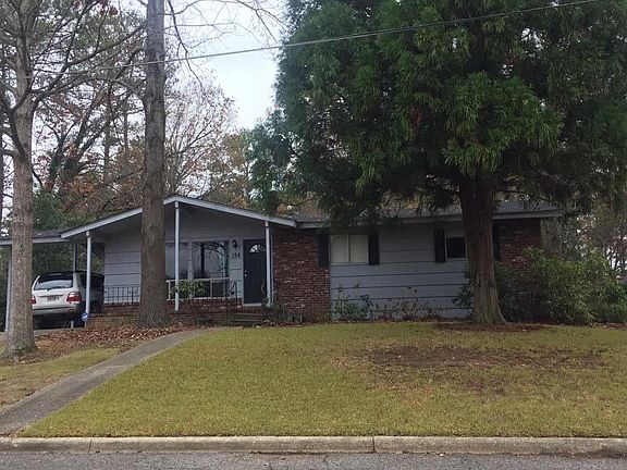Front of house. Very quiet street