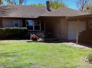 110 W Walnut St, Noble, OK 73068