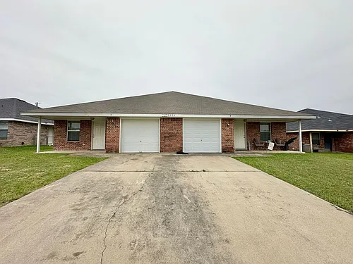 2604 Alma Dr Photo 1