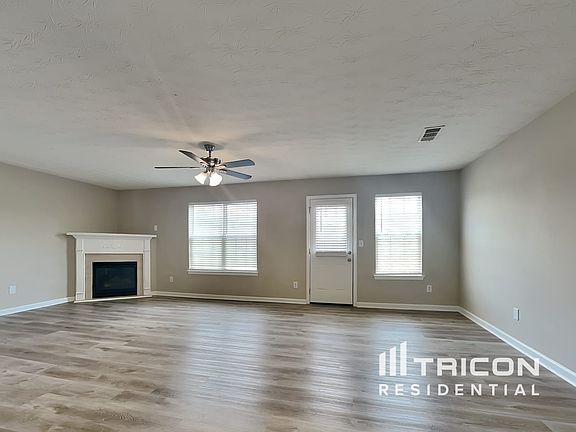 4th image of 104 Parkview Place Dr