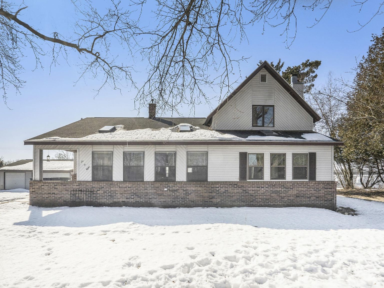 608 E 4th St, Hersey, MI 49639 Zillow