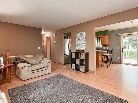 5th image of 8827 N Brook Cir N