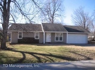 4123 S Meadowlark Dr, Springfield, MO 65807