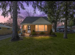 15627 Portis St, Plymouth, MI 48170