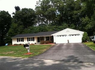 3 Dakota Dr, Chelmsford, MA 01824