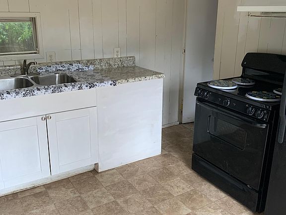4th image of 8506 Anchor St #3