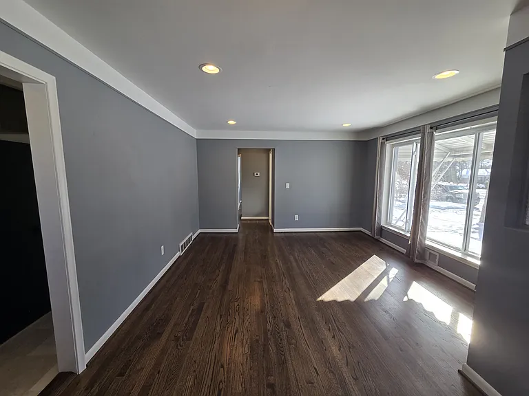 32356 Loomis Dr — Photo 5
