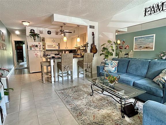 4th image of 2400 FRANCISCAN DRIVE #34