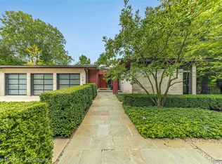 601 Dewey St, Birmingham, MI 48009