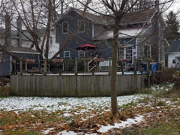 2nd image of 54 N Jefferson St