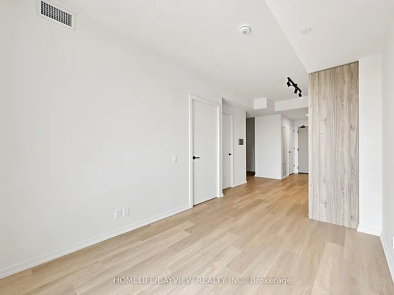 109 Erskine Ave #1706 — Photo 5