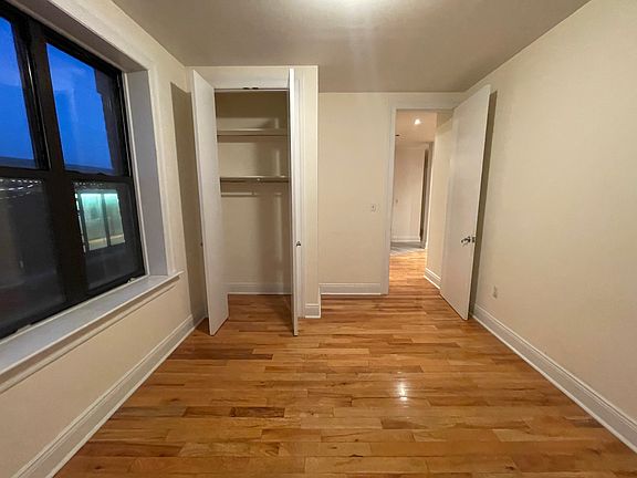 4th image of 32-84 30th St #3D
