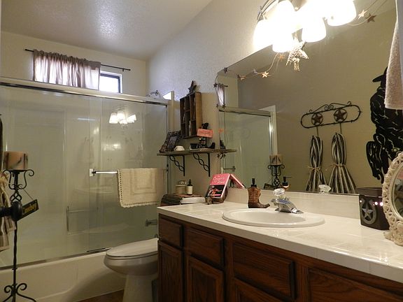 3rd image of 1186 Mill Creek Cir