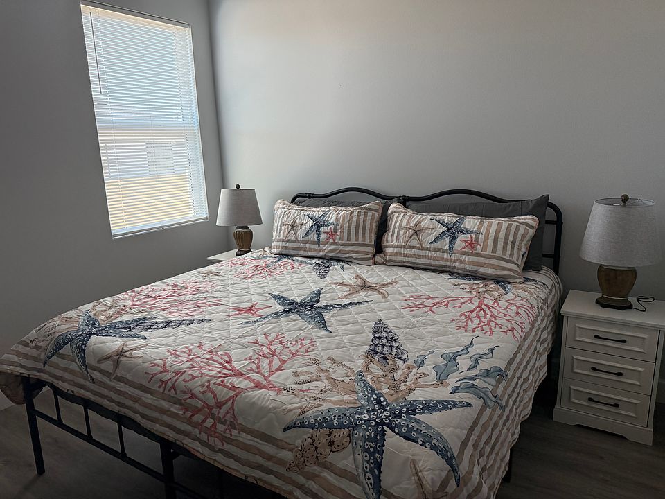 Main Bedroom King Bed