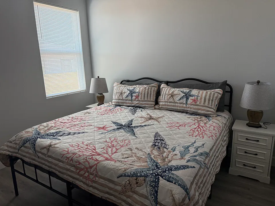 Main Bedroom King Bed